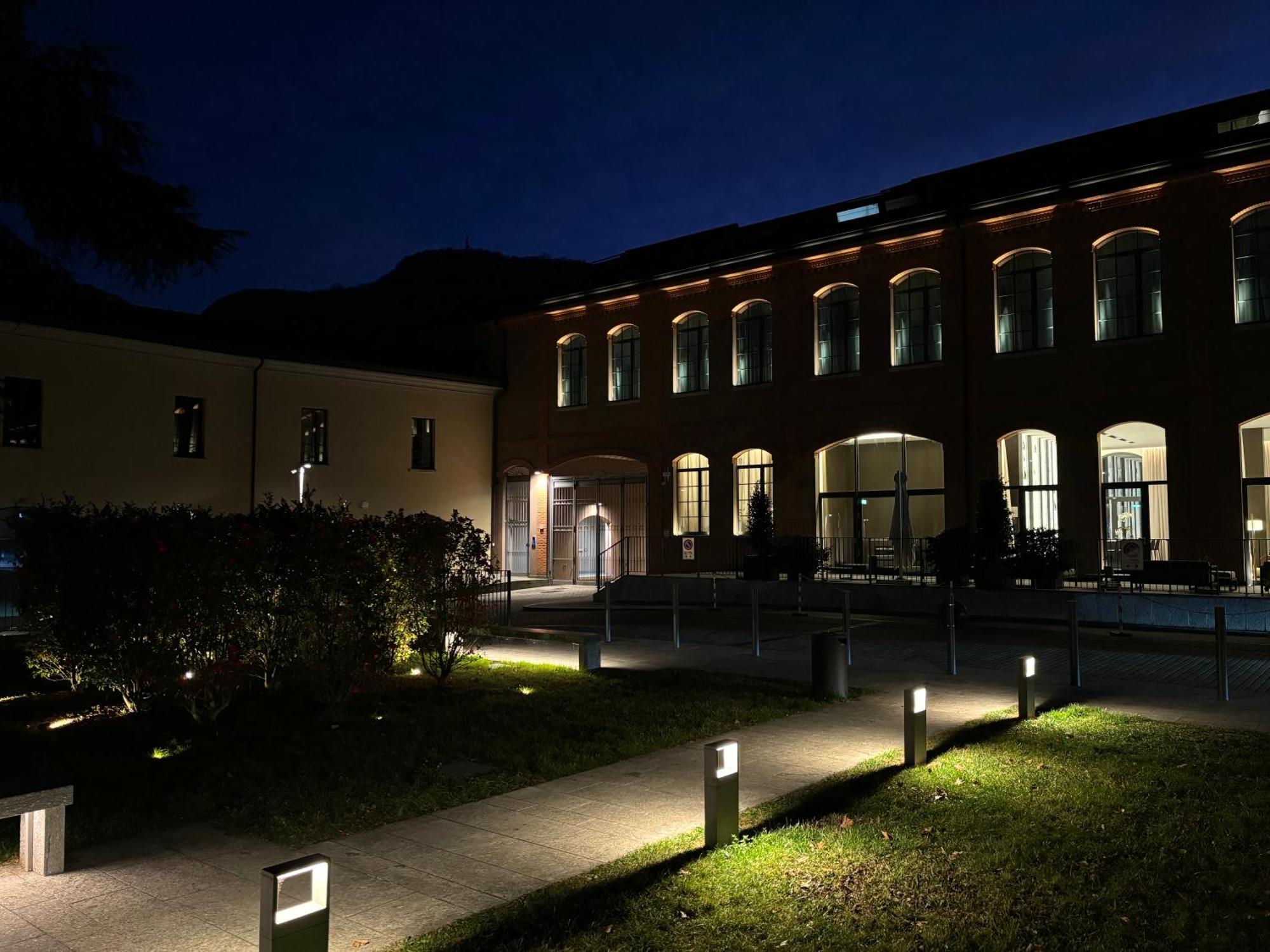 Residence Villa Olmo Como With Parking Екстер'єр фото