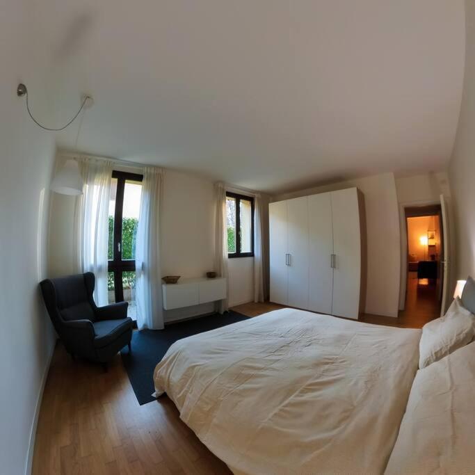 Residence Villa Olmo Como With Parking Екстер'єр фото