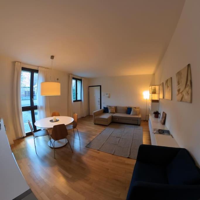 Residence Villa Olmo Como With Parking Екстер'єр фото