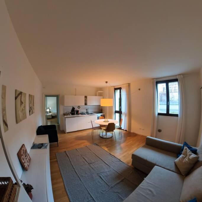 Residence Villa Olmo Como With Parking Екстер'єр фото